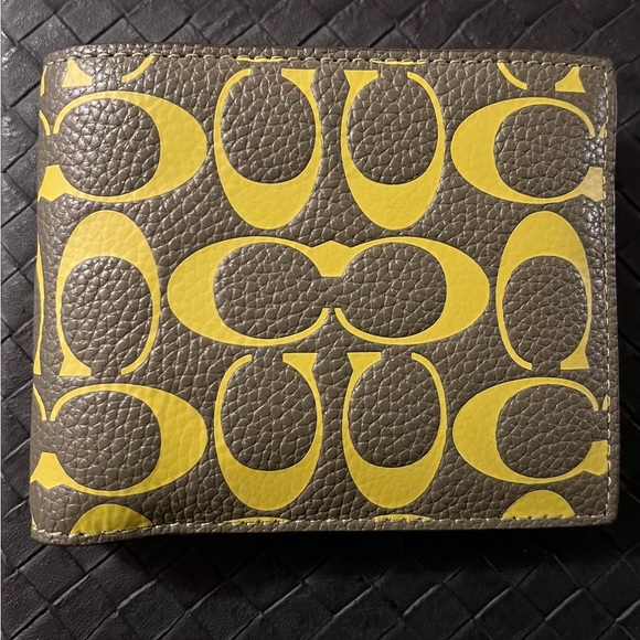 COACH men’s wallet - Picture 1 of 5